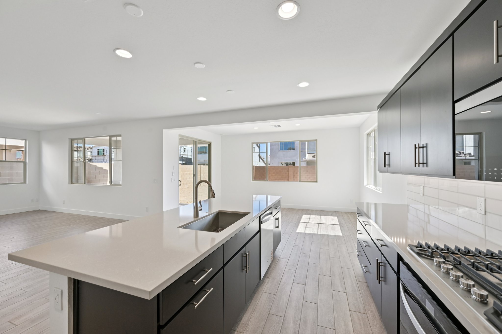 21481 E Sparrow Dr-2306-021.jpg