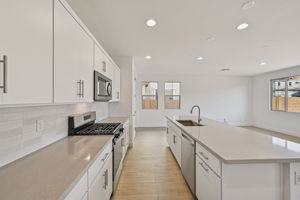 21489 E Sparrow Dr-2306-013