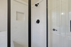  Photo 37
