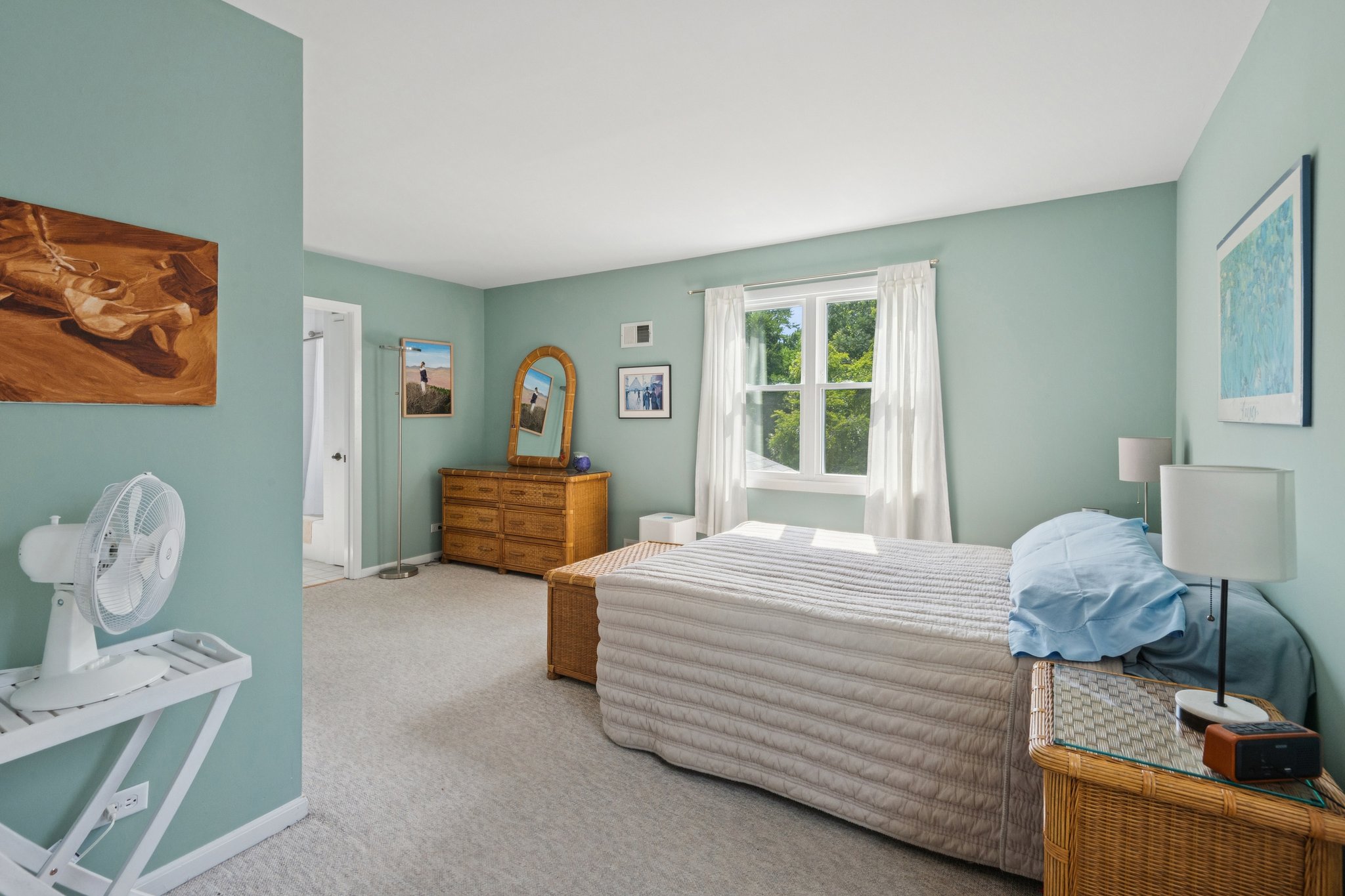 2149 Hartrey Ave_002.jpg