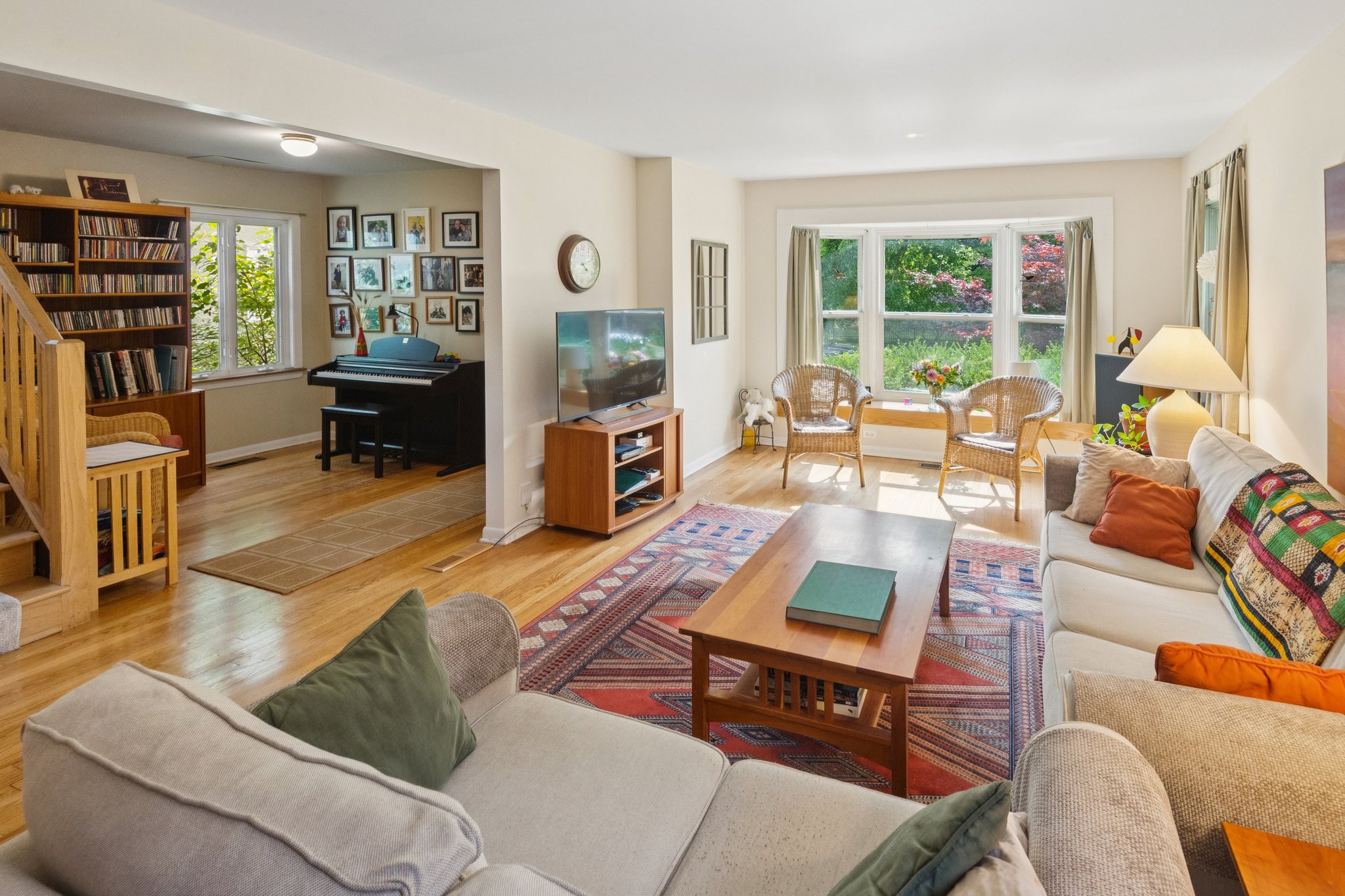 2149 Hartrey Ave_021.jpg