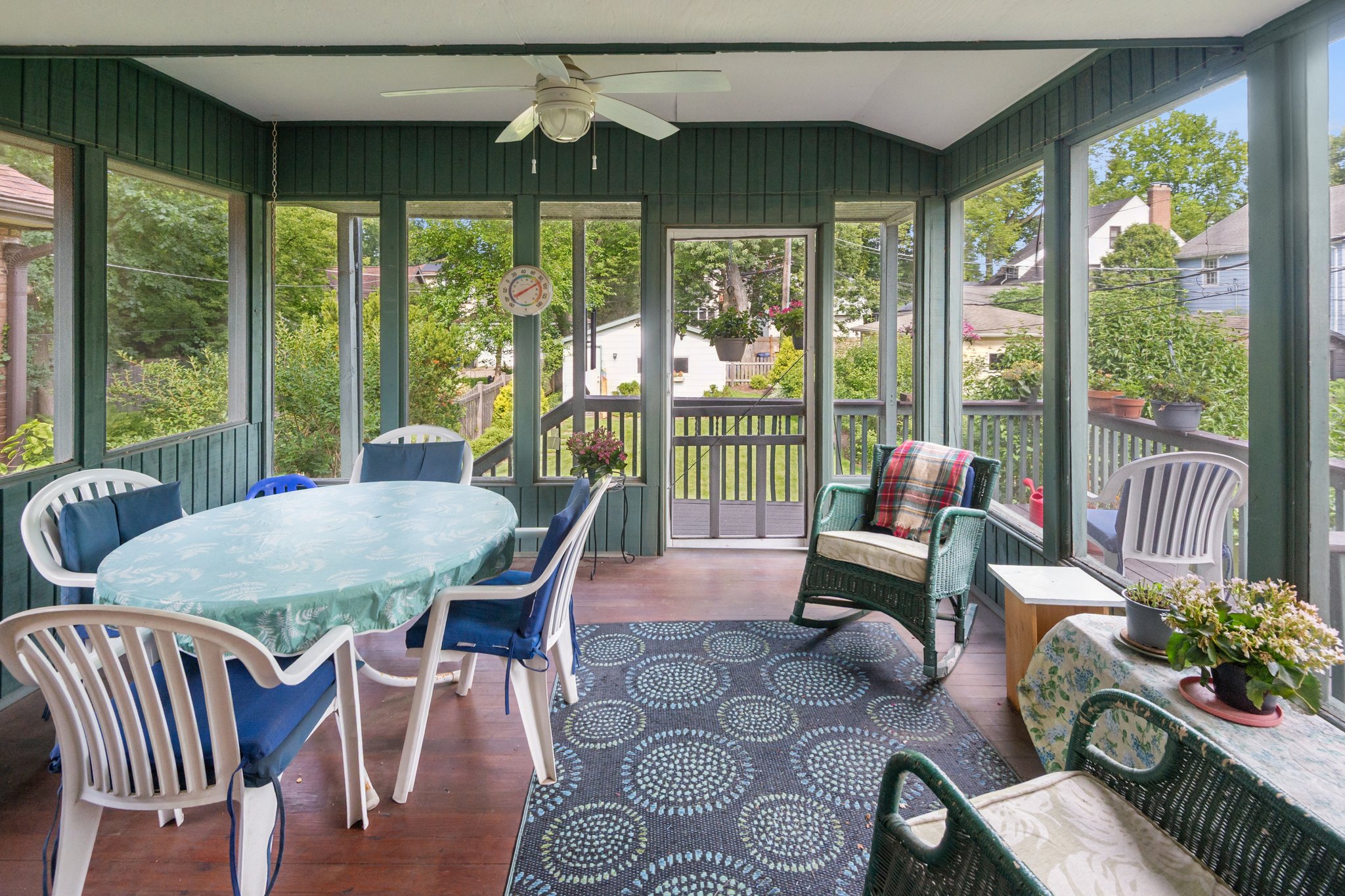 2149 Hartrey Ave_031.jpg