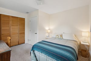 2149 Hartrey Ave_008.jpg