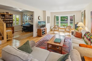 2149 Hartrey Ave_021.jpg