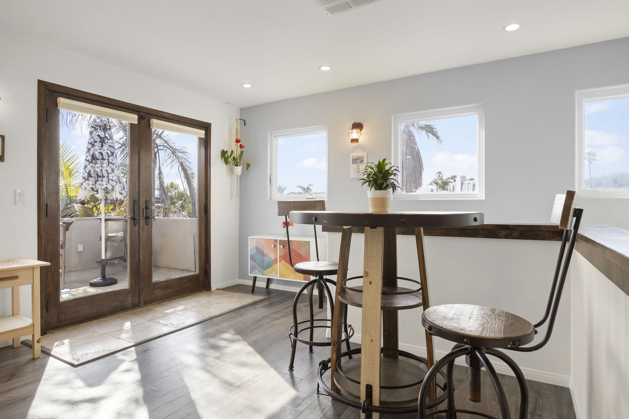 Upstairs Living Room | 2149 Monmouth Dr.