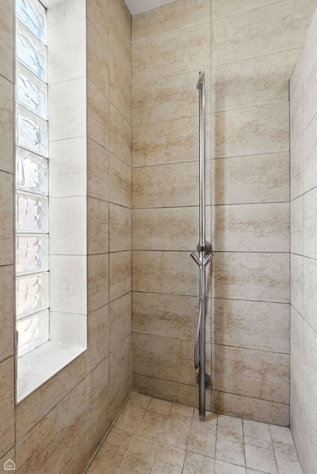 2149 W Huron St_033