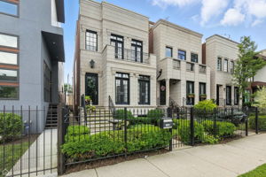 2149 W Huron St_002