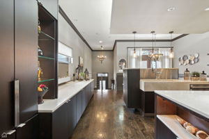 2149 W Huron St_020