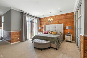 2149 W Huron St_036