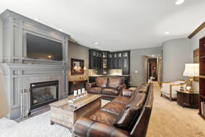 2149 W Huron St_047