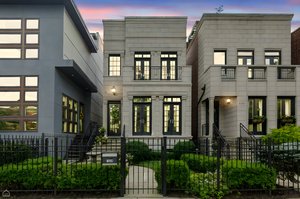 2149 W Huron St_001 day to dusk.jpeg