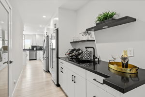 Wet bar area