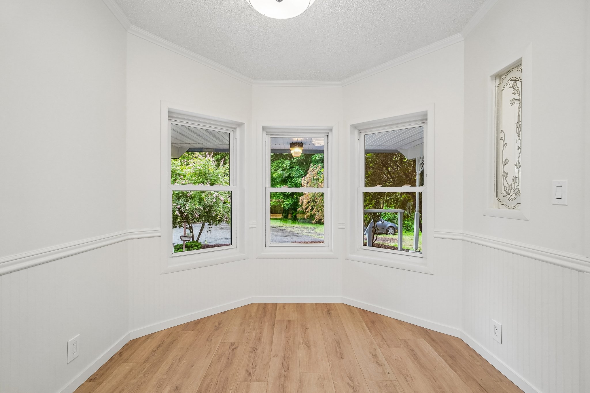 105th Ave-S0906-009.jpg