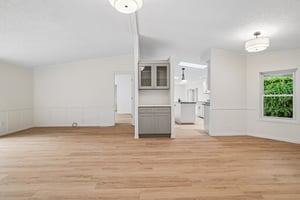 105th Ave-S0906-006.jpg