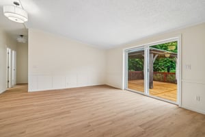 105th Ave-S0906-008.jpg
