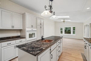 105th Ave-S0906-013.jpg