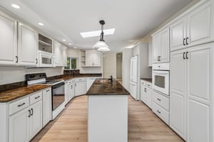 105th Ave-S0906-015.jpg