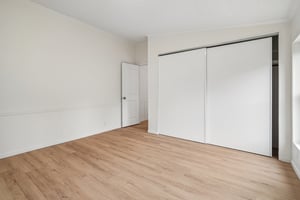 105th Ave-S0906-021.jpg