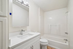 105th Ave-S0906-029.jpg