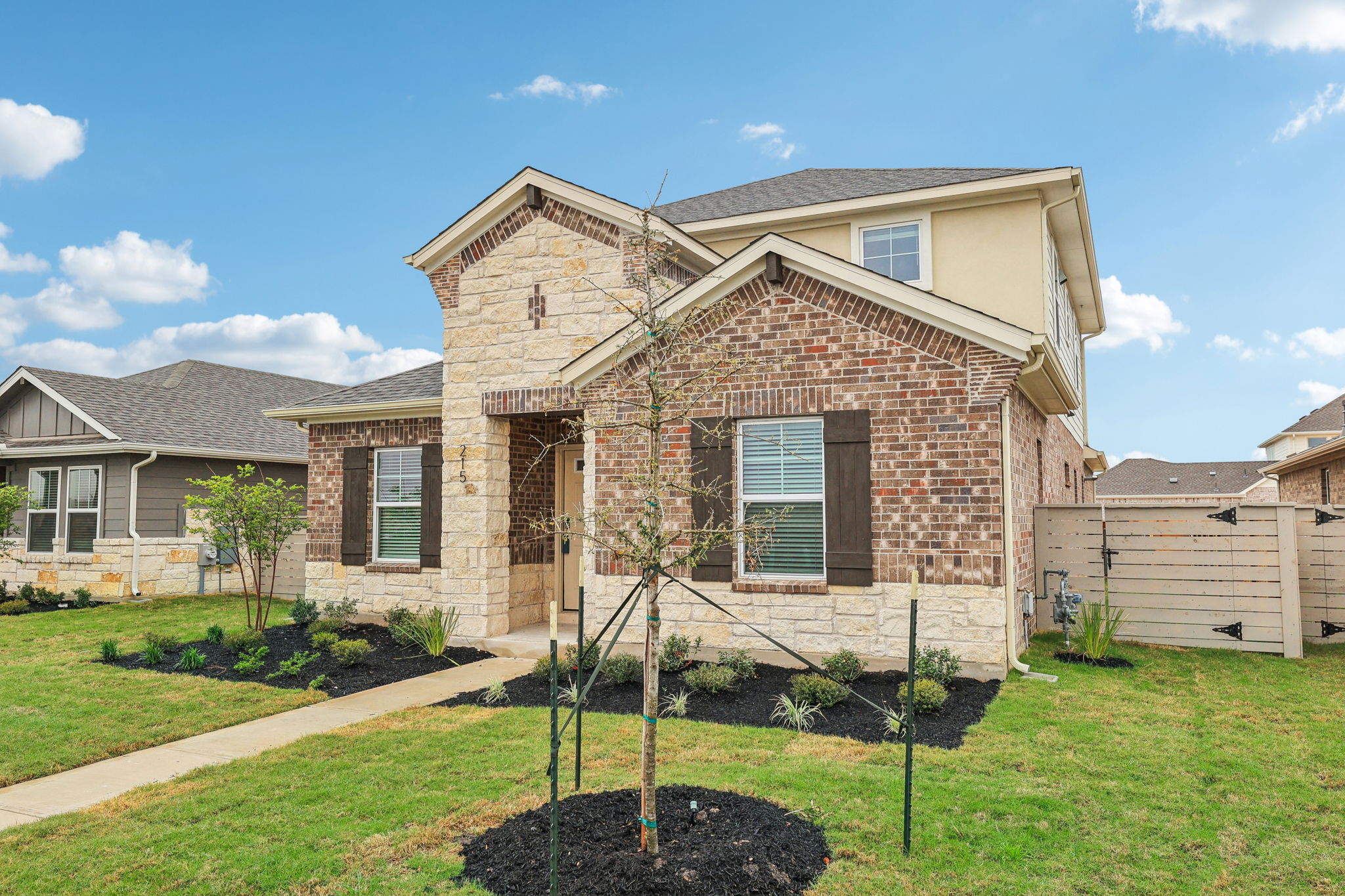 Austin- Flora - 215 Brandywine Rd, Hutto, TX 78634-002