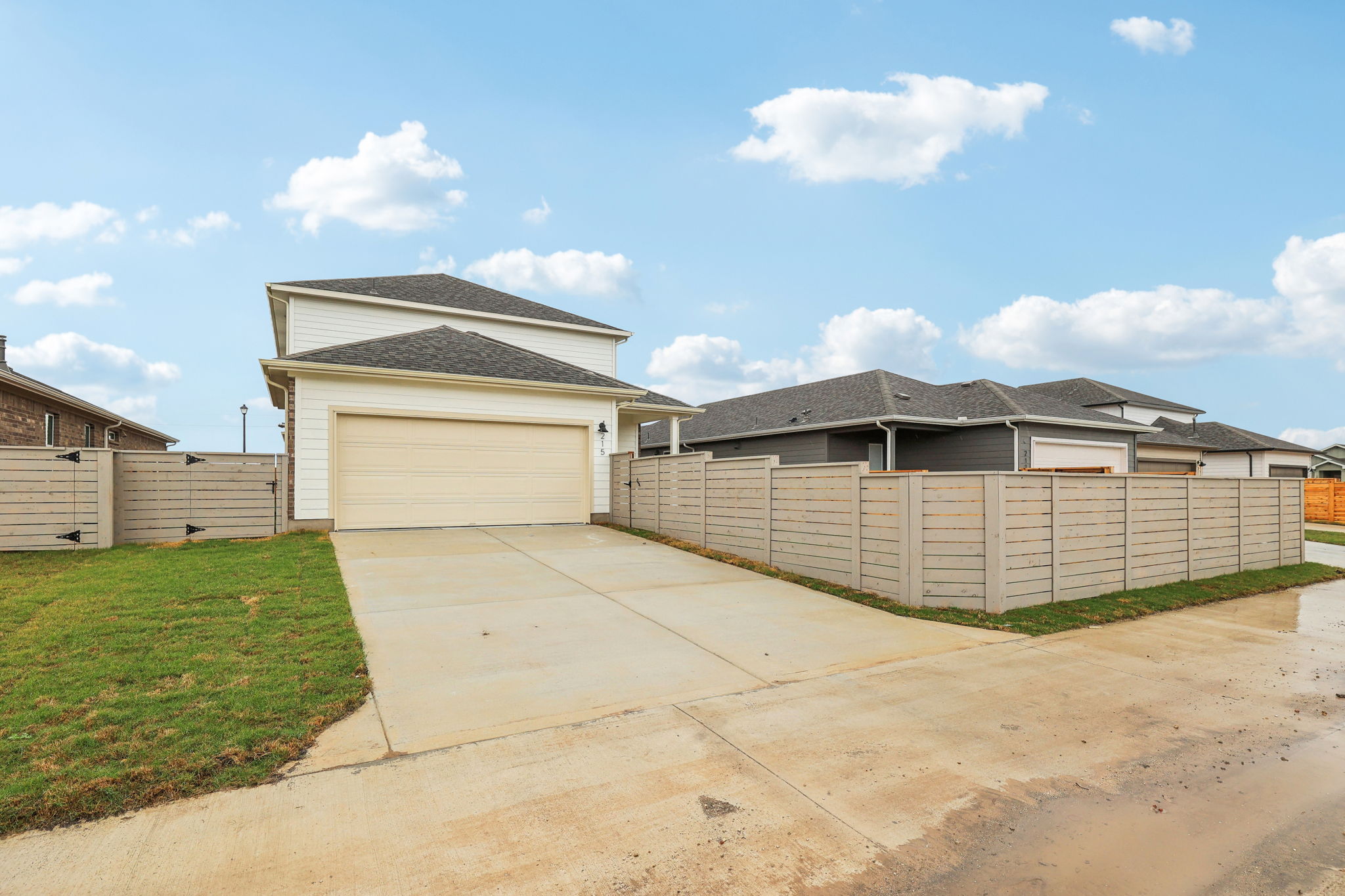 Austin- Flora - 215 Brandywine Rd, Hutto, TX 78634-045