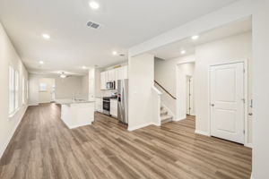 Austin- Flora - 215 Brandywine Rd, Hutto, TX 78634-004