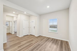 Austin- Flora - 215 Brandywine Rd, Hutto, TX 78634-005