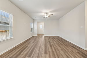 Austin- Flora - 215 Brandywine Rd, Hutto, TX 78634-006