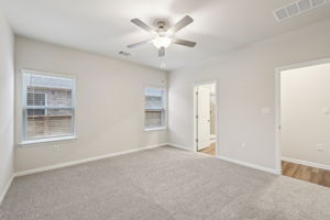 Austin- Flora - 215 Brandywine Rd, Hutto, TX 78634-021