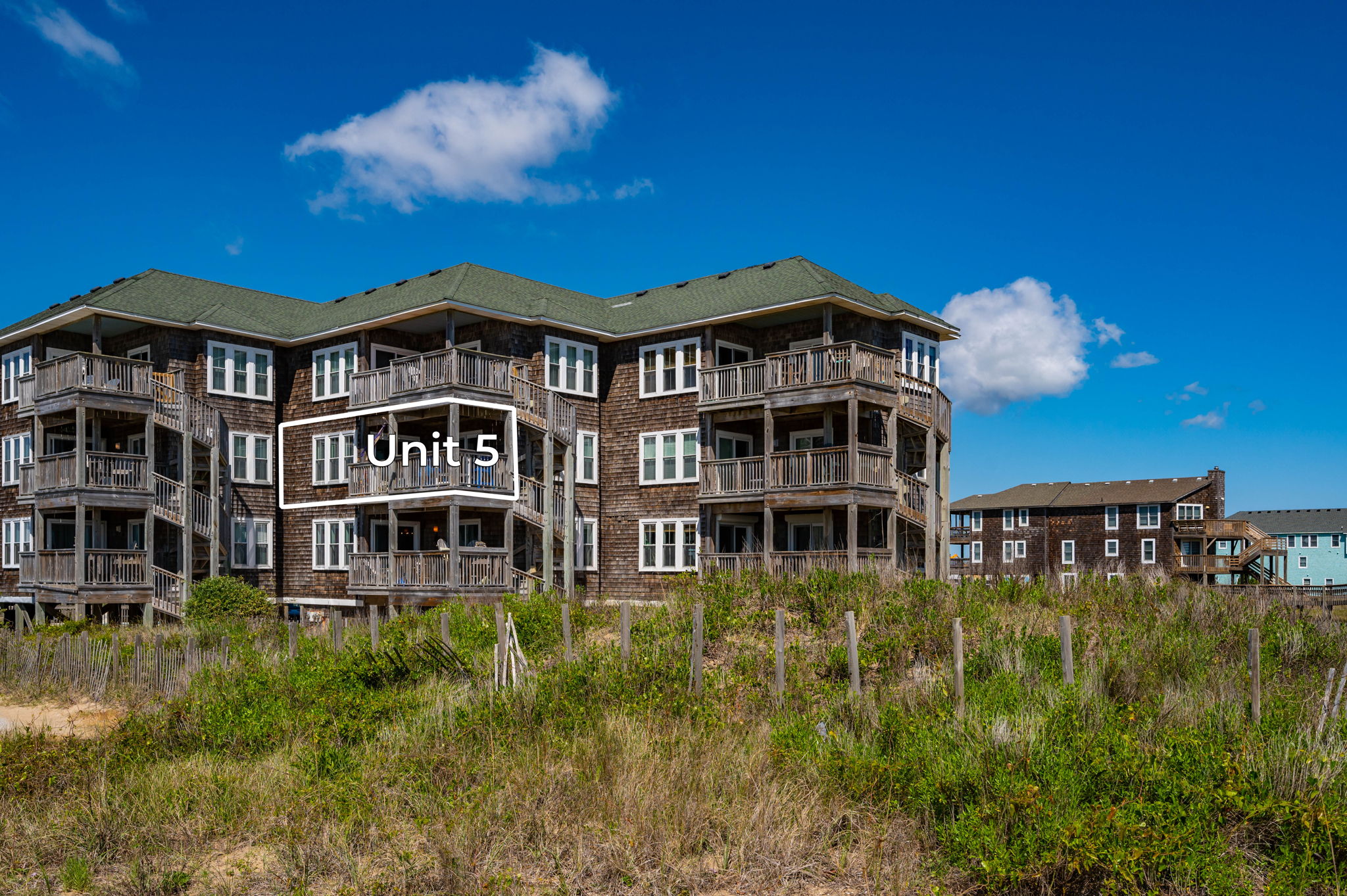 SC05-Rear-Exterior-Outline