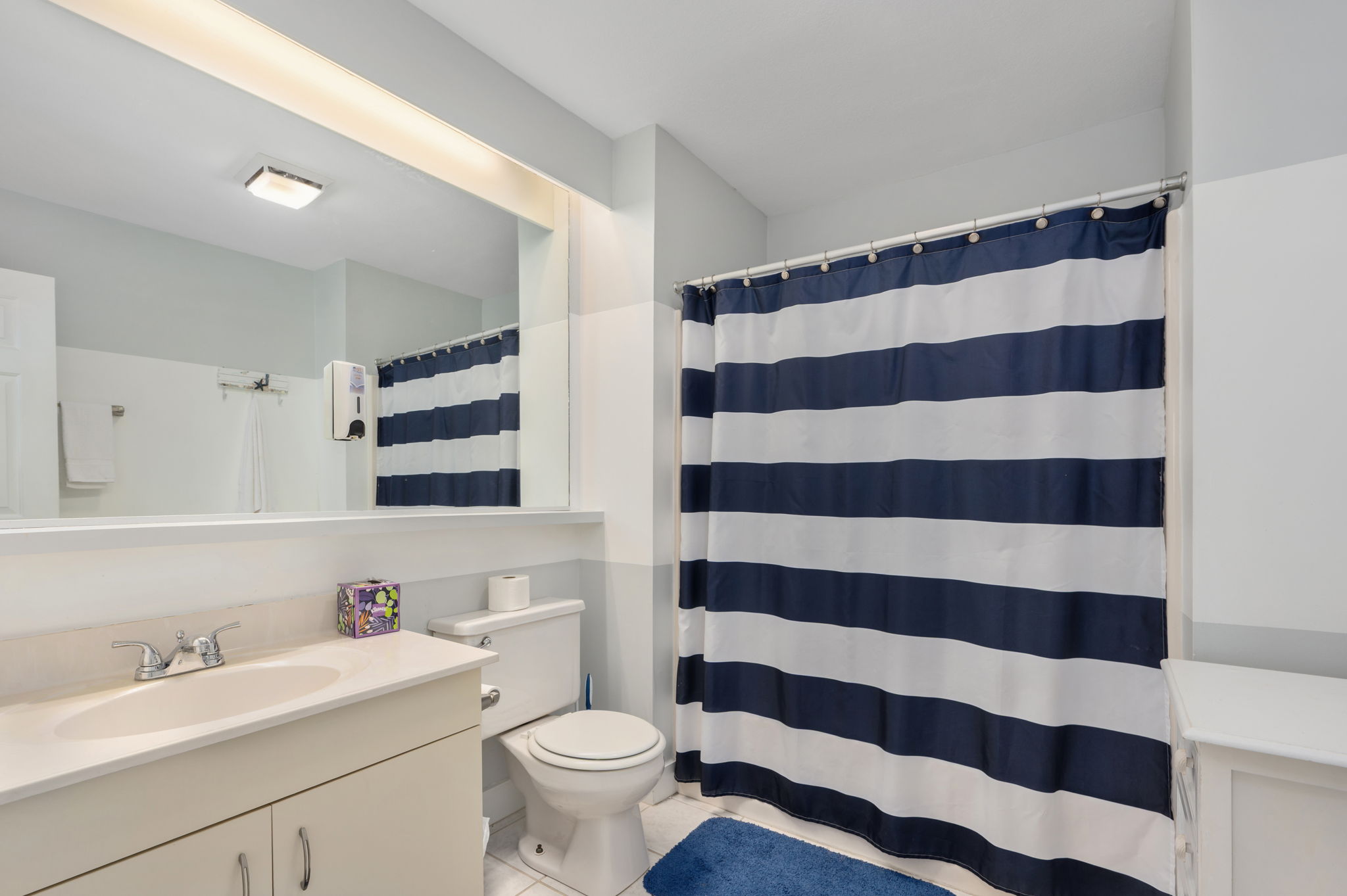 SC05-BR1-Private-Bath