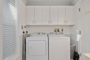 SC05-Hall-Bath-Laundry