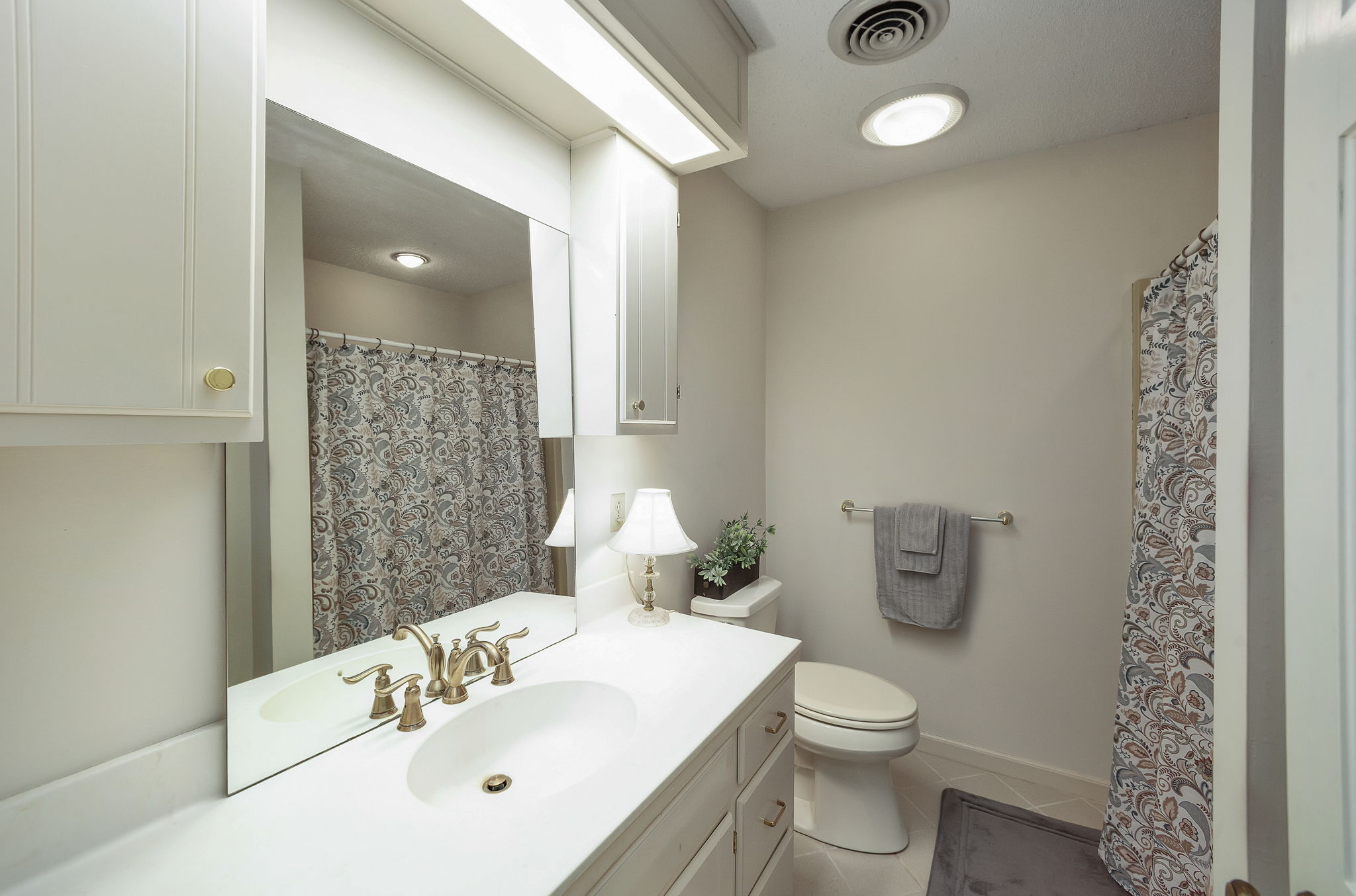  Photo 69