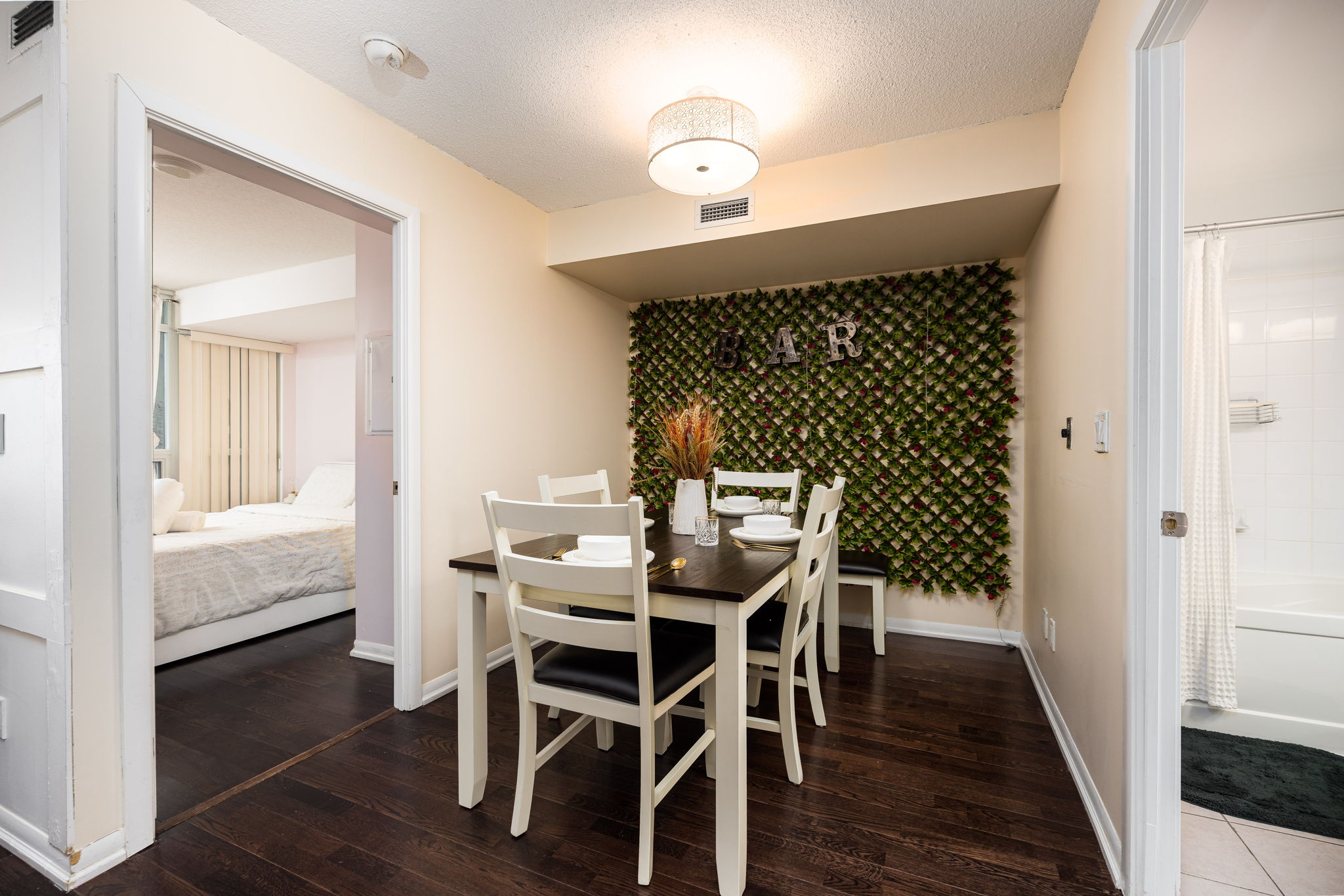Toronto property showcase — delivered property photograph 3