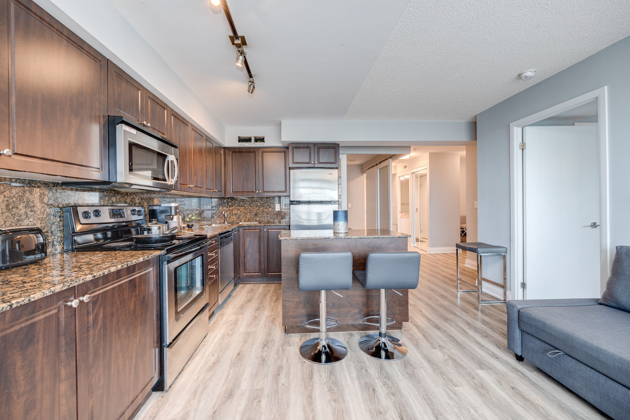 Toronto property showcase — delivered property photograph 7