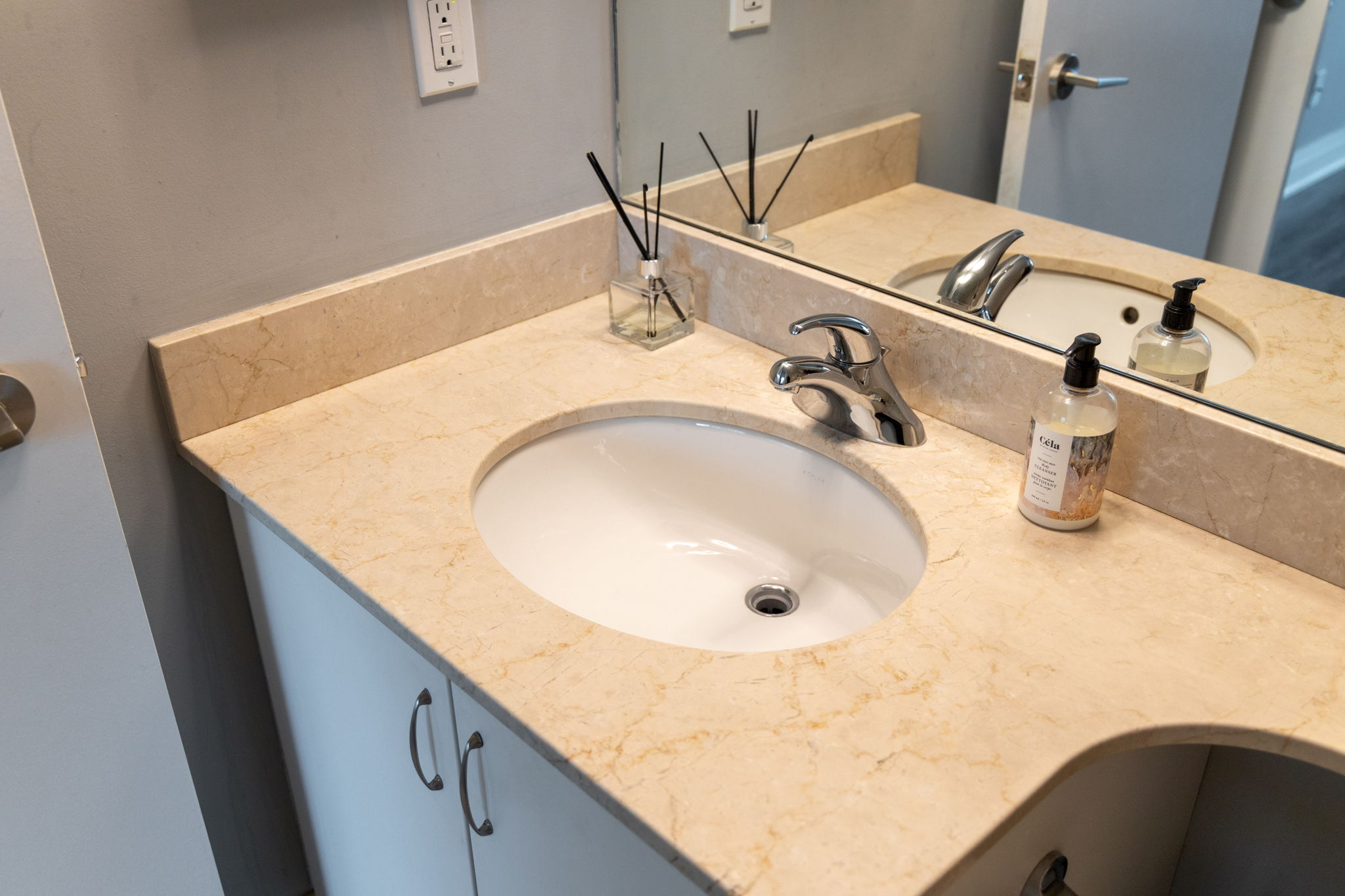 Toronto property showcase — delivered property photograph 29