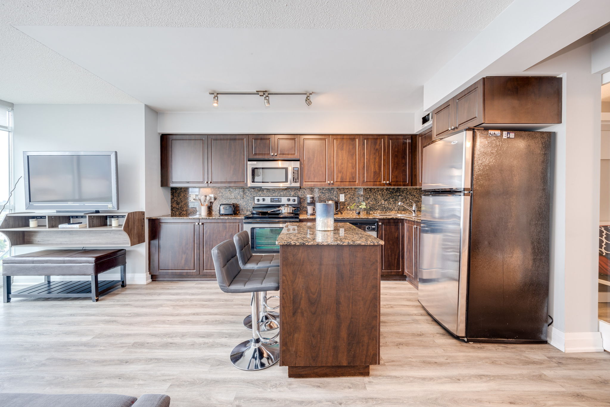 Toronto property showcase — delivered property photograph 3
