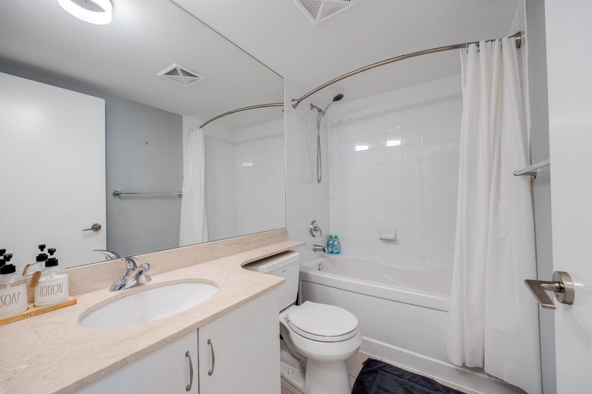 Toronto property showcase — delivered property photograph 14