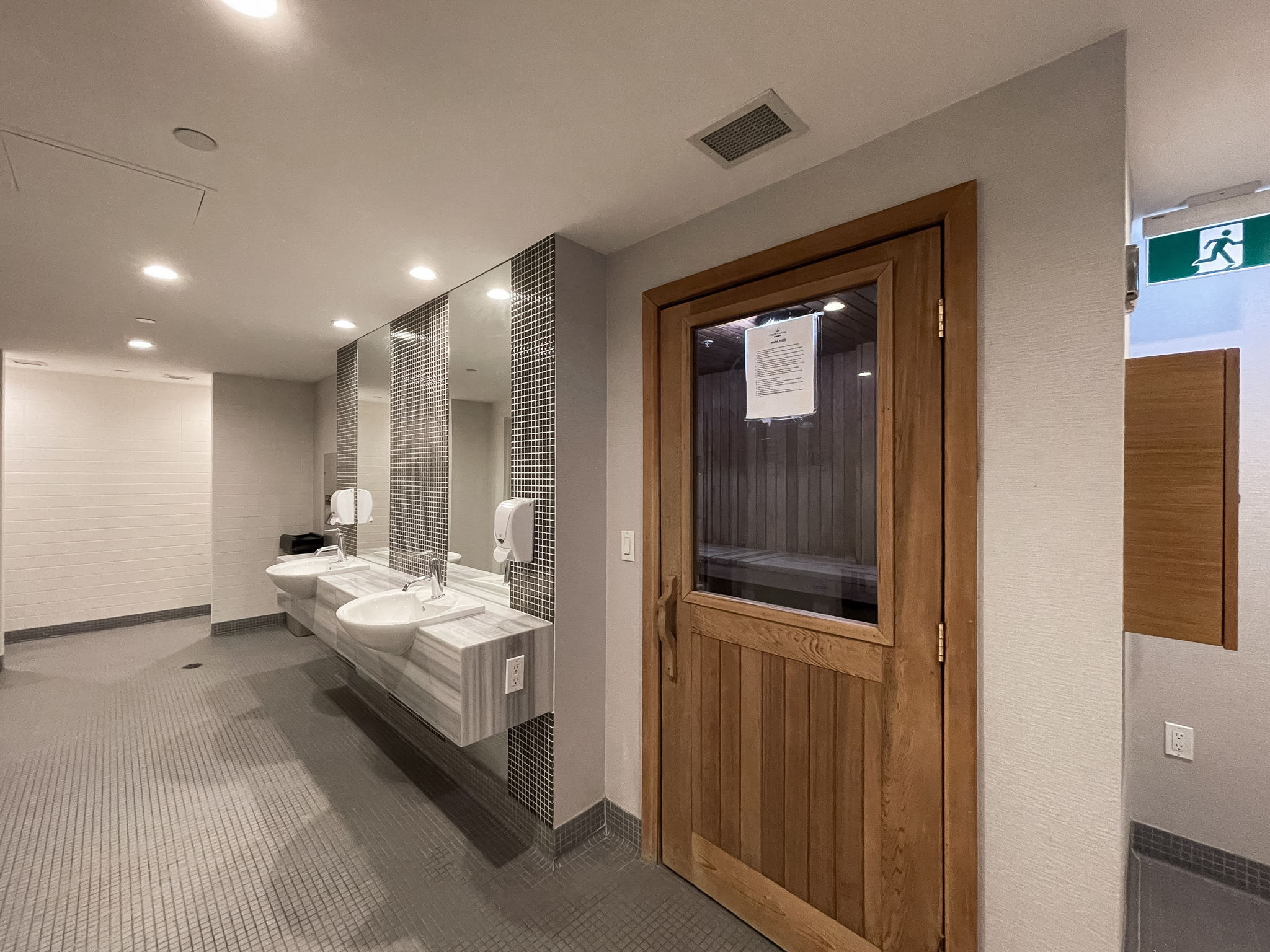 Toronto property showcase — delivered property photograph 28
