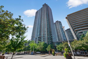 215 Fort York Blvd Unit 1405, Toronto ON