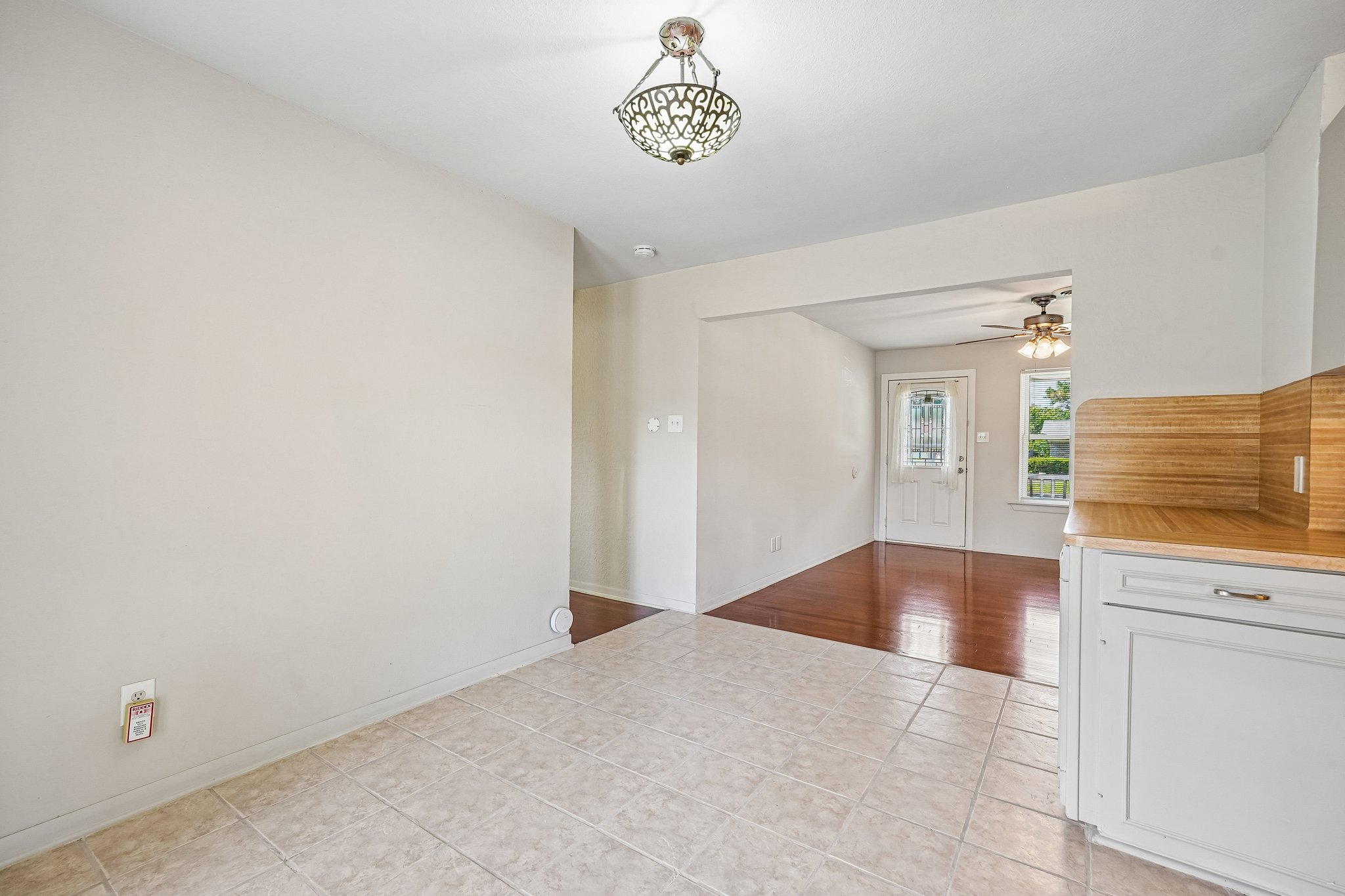 Hialeah Ave-S1605-010.jpg