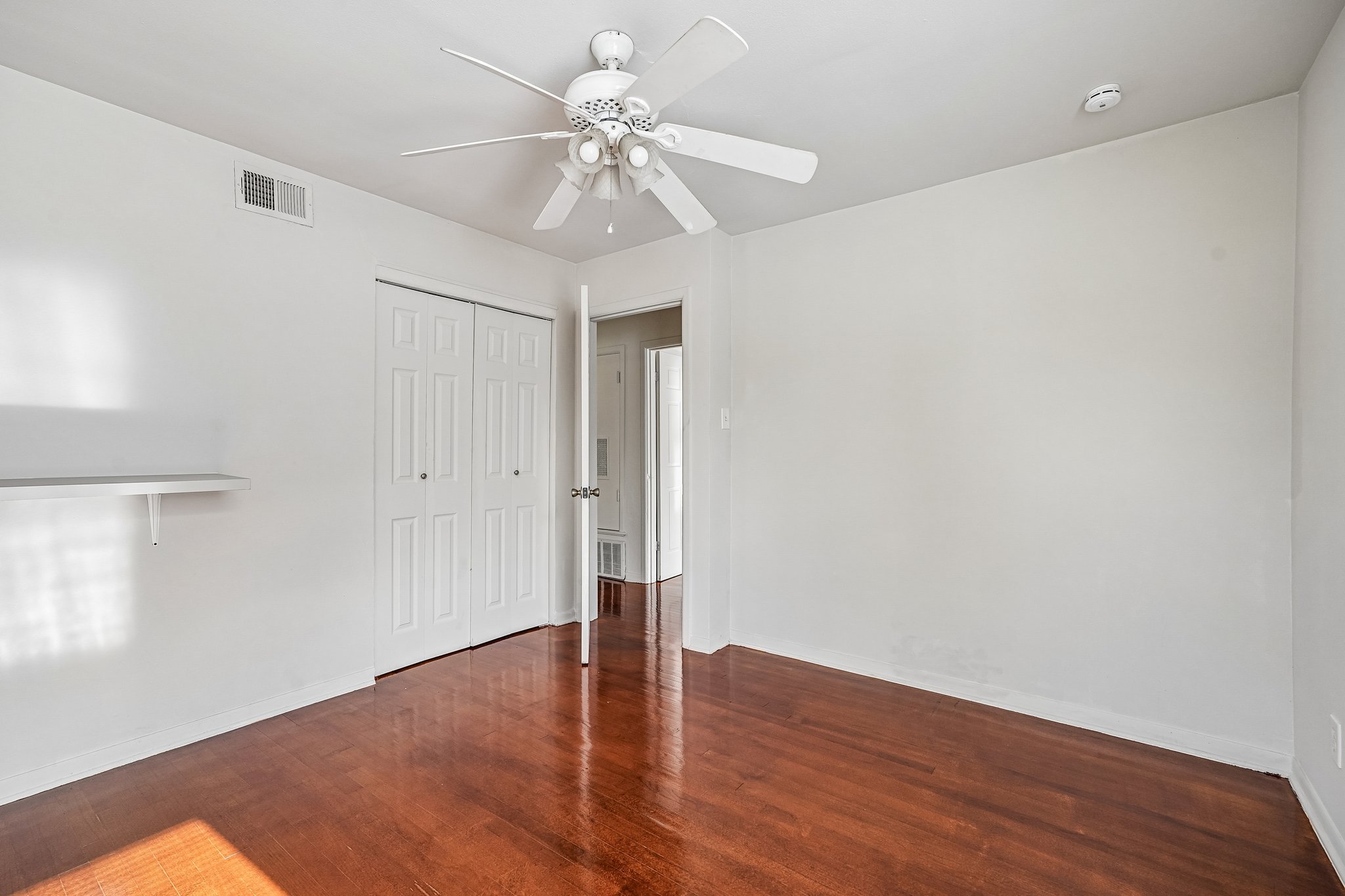 Hialeah Ave-S1605-022.jpg