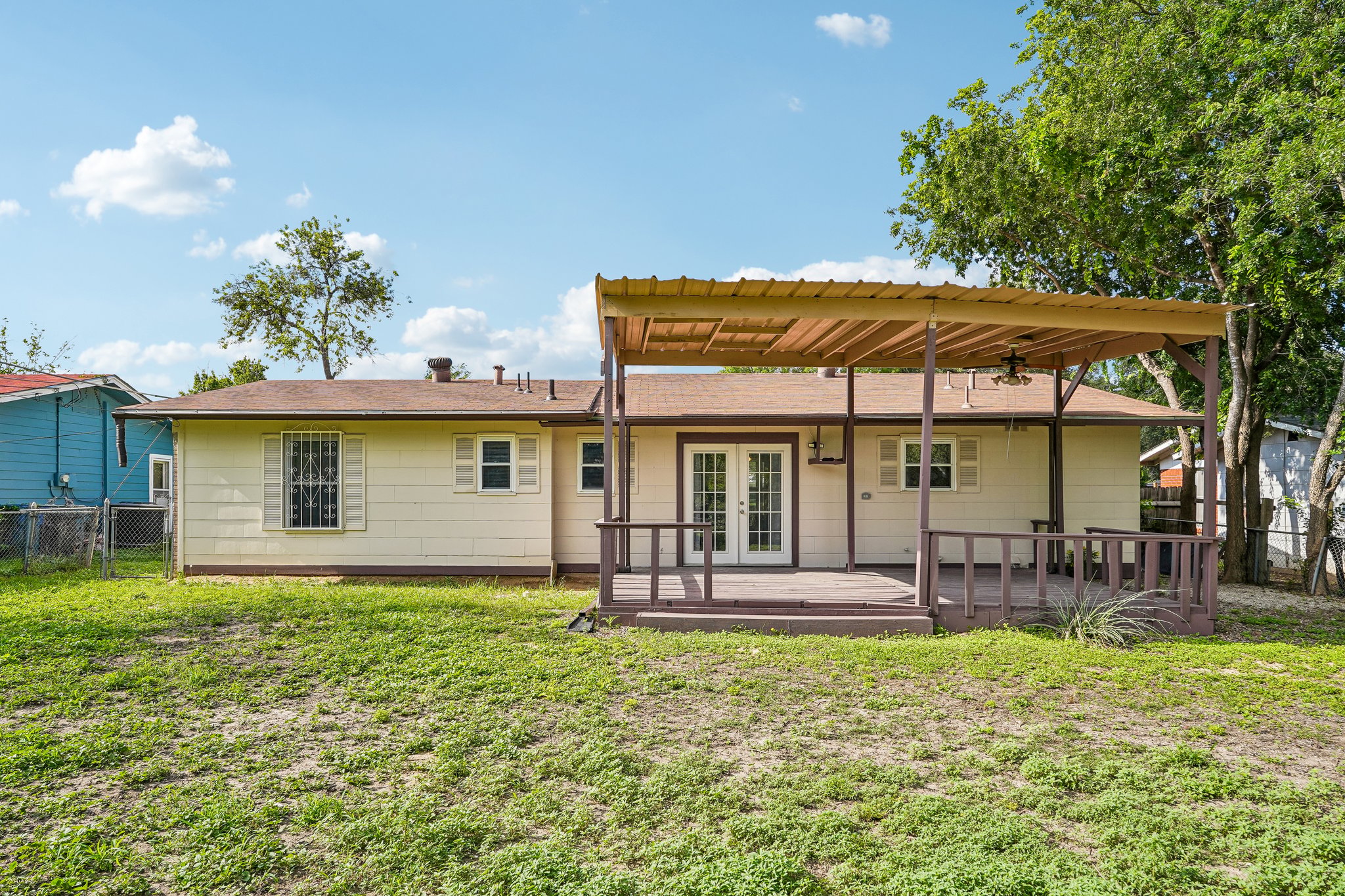 Hialeah Ave-S1605-030.jpg
