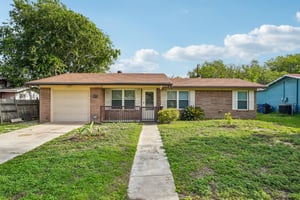 Hialeah Ave-S1605-001.jpg
