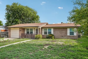 Hialeah Ave-S1605-002.jpg