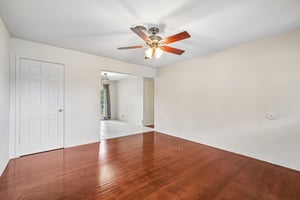 Hialeah Ave-S1605-006.jpg