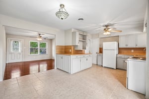 Hialeah Ave-S1605-015.jpg