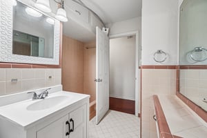 Hialeah Ave-S1605-018.jpg