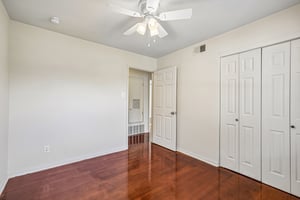 Hialeah Ave-S1605-020.jpg