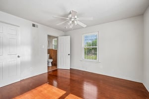 Hialeah Ave-S1605-025.jpg